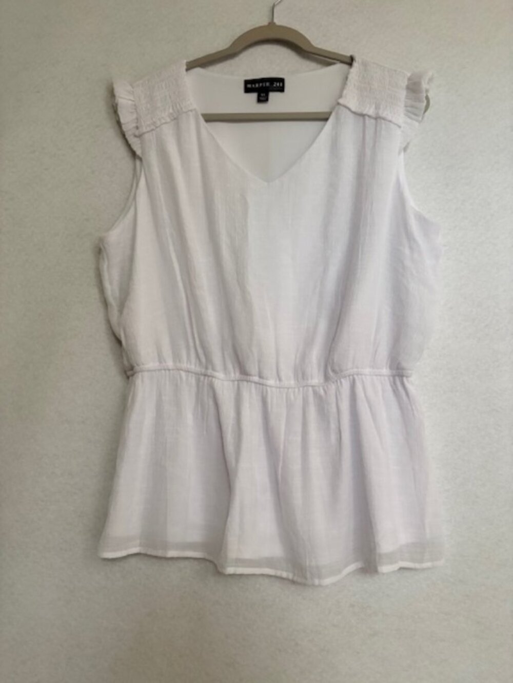 Harper 241 Sleeveless Peplum V-Neck Blouse XL Ruffle Smocked Shoulder NWOT